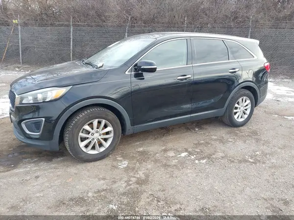 5XYPG4A33GG044234 2016 KIA SORENTO - Image 2