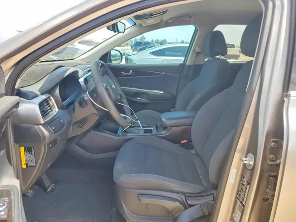5XYPG4A33GG056464 2016 KIA SORENTO - Image 8