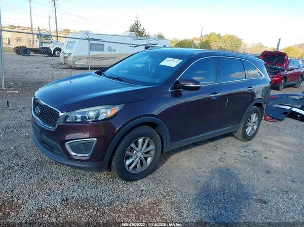 5XYPG4A33GG058473 2016 KIA SORENTO - Image 2