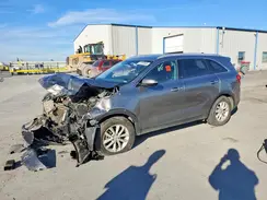 5XYPG4A33GG059817 2016 KIA SORENTO