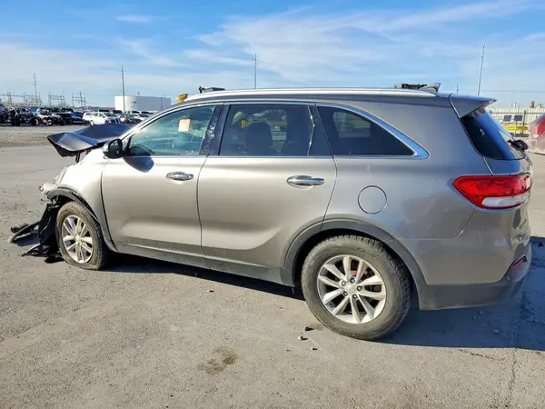 5XYPG4A33GG059817 2016 KIA SORENTO - Image 2