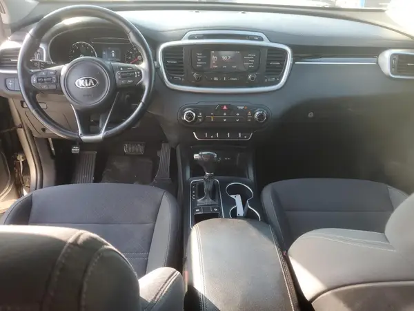 5XYPG4A33GG060417 2016 KIA SORENTO - Image 8