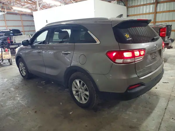 5XYPG4A33GG074415 2016 KIA SORENTO - Image 2
