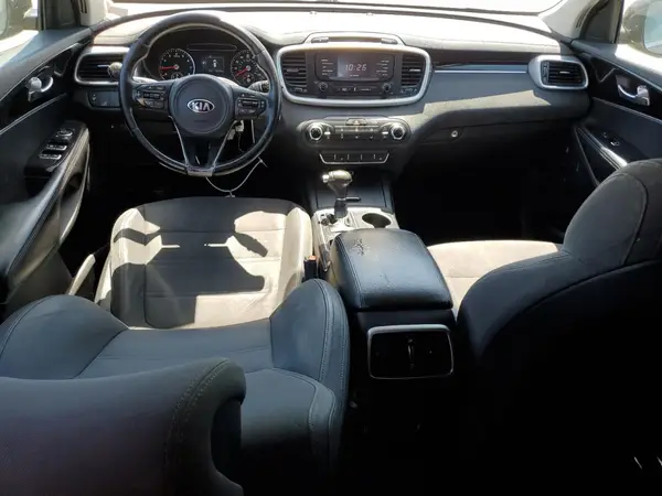 5XYPG4A33GG075743 2016 KIA SORENTO - Image 8
