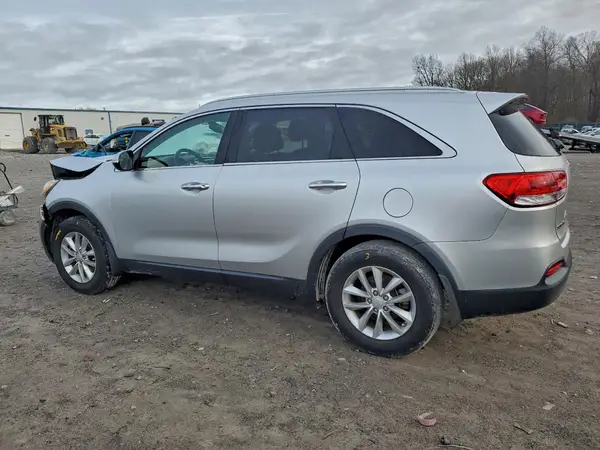 5XYPG4A33GG075774 2016 KIA SORENTO - Image 2