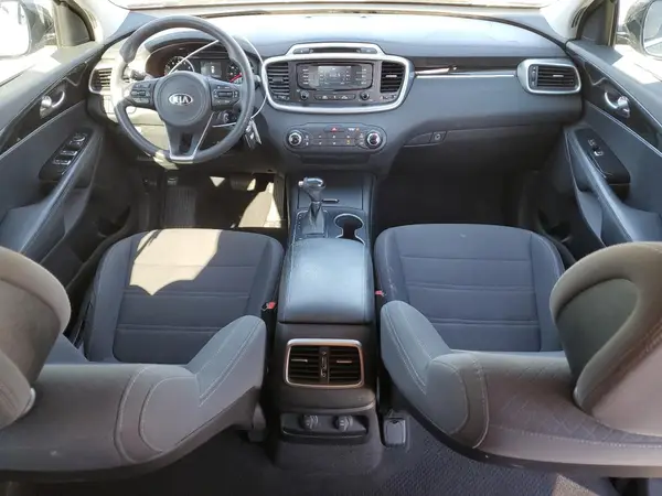 5XYPG4A33GG076634 2016 KIA SORENTO - Image 8