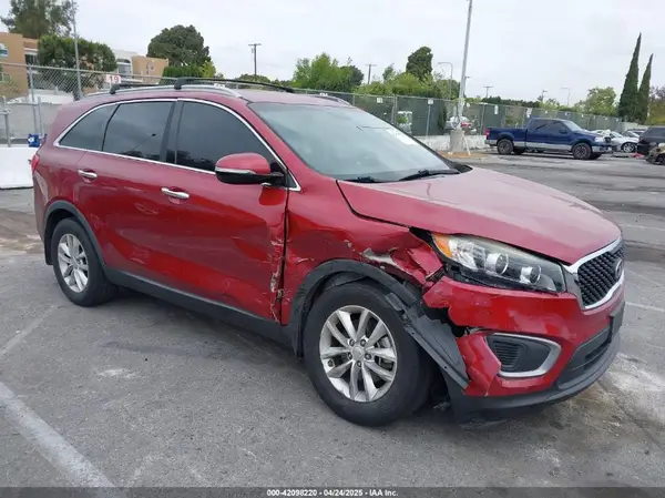 5XYPG4A33GG100267 2016 KIA SORENTO - Image 1