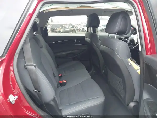 5XYPG4A33GG100267 2016 KIA SORENTO - Image 8