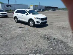 5XYPG4A33GG114993 2016 KIA SORENTO