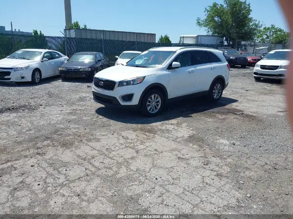5XYPG4A33GG114993 2016 KIA SORENTO - Image 2