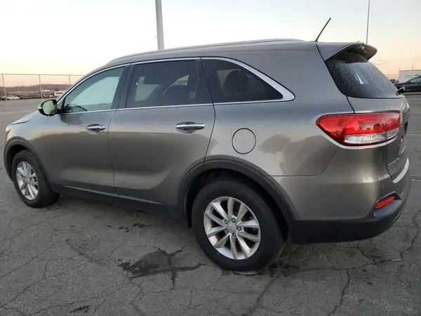 5XYPG4A33GG122995 2016 KIA SORENTO - Image 2