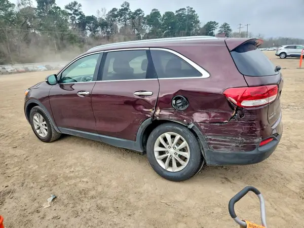 5XYPG4A33GG125640 2016 KIA SORENTO - Image 2