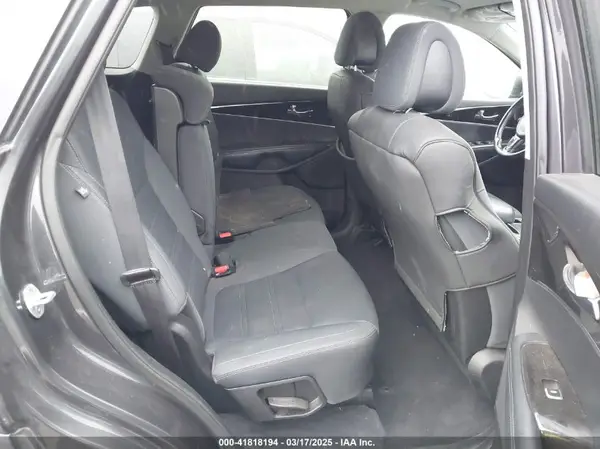 5XYPG4A33GG133219 2016 KIA SORENTO - Image 8