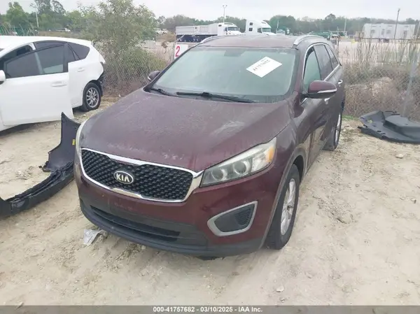 5XYPG4A33GG137898 2016 KIA SORENTO - Image 2