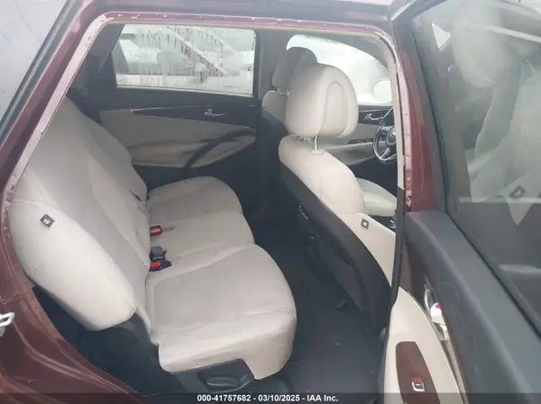 5XYPG4A33GG137898 2016 KIA SORENTO - Image 8