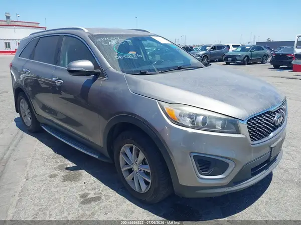 5XYPG4A33GG140672 2016 KIA SORENTO - Image 1