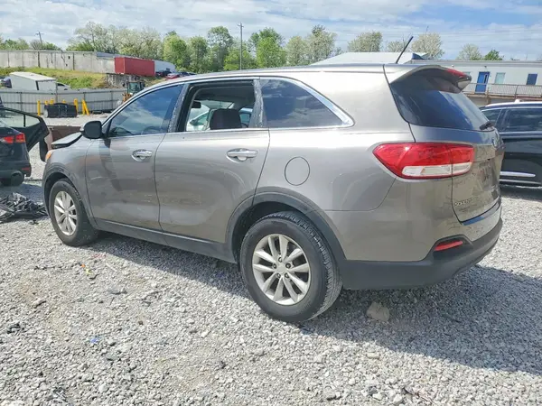 5XYPG4A33GG147704 2016 KIA SORENTO - Image 2