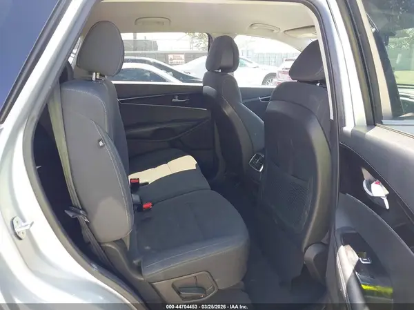 5XYPG4A33GG149453 2016 KIA SORENTO - Image 8