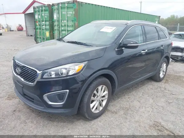 5XYPG4A33GG151073 2016 KIA SORENTO - Image 2
