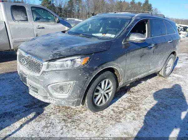 5XYPG4A33GG159271 2016 KIA SORENTO - Image 2