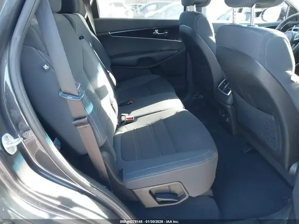5XYPG4A33GG159271 2016 KIA SORENTO - Image 8