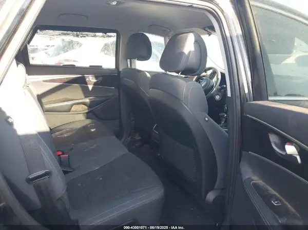 5XYPG4A33GG165264 2016 KIA SORENTO - Image 8