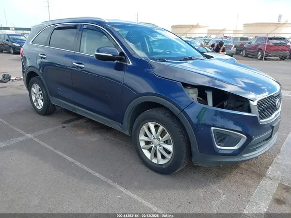 5XYPG4A33GG177284 2016 KIA SORENTO - Image 1