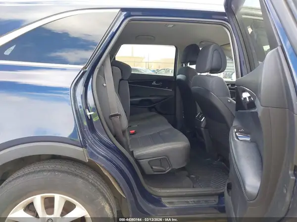 5XYPG4A33GG177284 2016 KIA SORENTO - Image 8