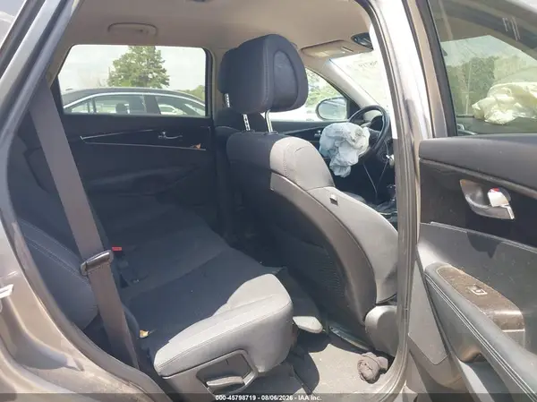 5XYPG4A33GG179357 2016 KIA SORENTO - Image 8