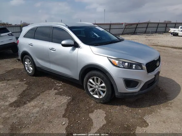 5XYPG4A33GG183313 2016 KIA SORENTO - Image 1