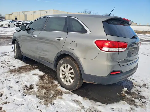 5XYPG4A33GG185403 2016 KIA SORENTO - Image 2