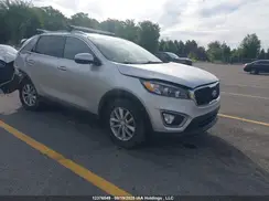 5XYPG4A33GG186745 2016 KIA SORENTO