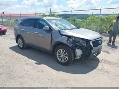 5XYPG4A33HG191803 2017 KIA SORENTO