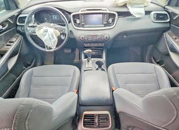 5XYPG4A33HG192465 2017 KIA SORENTO - Image 8