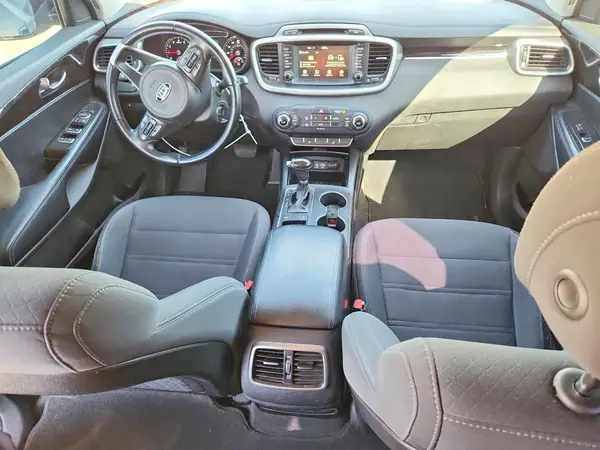 5XYPG4A33HG193096 2017 KIA SORENTO - Image 8