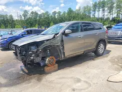 5XYPG4A33HG193583 2017 KIA SORENTO