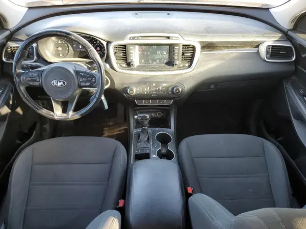 5XYPG4A33HG197780 2017 KIA SORENTO - Image 8