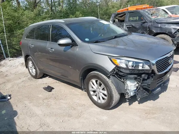 5XYPG4A33HG200094 2017 KIA SORENTO - Image 1