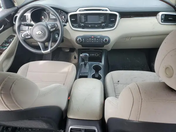 5XYPG4A33HG209748 2017 KIA SORENTO - Image 8