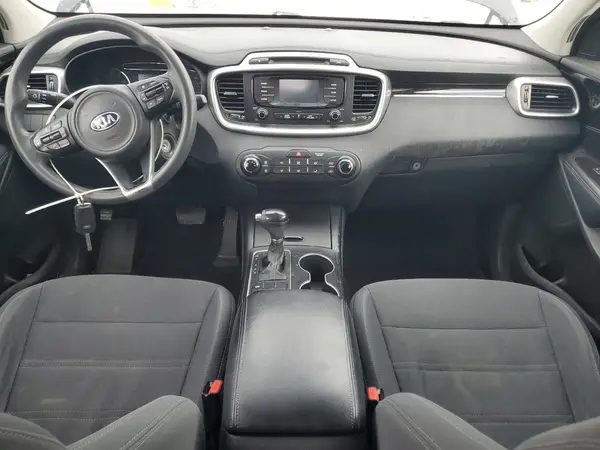 5XYPG4A33HG215887 2017 KIA SORENTO - Image 8
