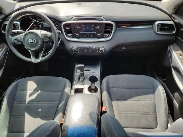 5XYPG4A33HG245617 2017 KIA SORENTO - Image 8