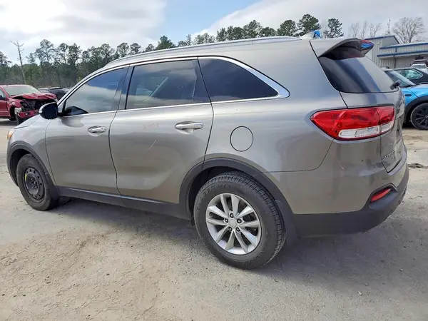 5XYPG4A33HG247609 2017 KIA SORENTO - Image 2