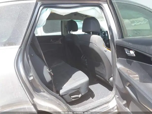 5XYPG4A33HG247674 2017 KIA SORENTO - Image 8