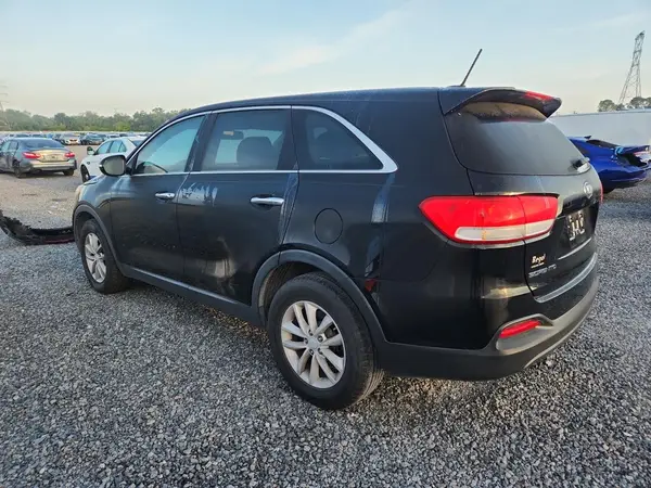 5XYPG4A33HG249232 2017 KIA SORENTO - Image 2