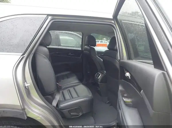 5XYPG4A33HG273255 2017 KIA SORENTO - Image 8