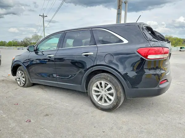 5XYPG4A33HG277922 2017 KIA SORENTO - Image 2
