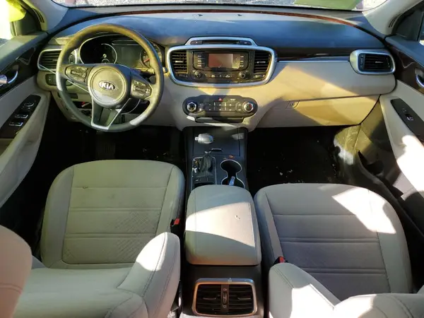 5XYPG4A33HG293666 2017 KIA SORENTO - Image 8