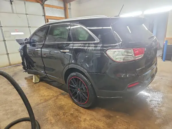5XYPG4A33HG296812 2017 KIA SORENTO - Image 2