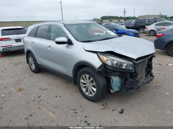 5XYPG4A33HG297281 2017 KIA SORENTO - Image 1