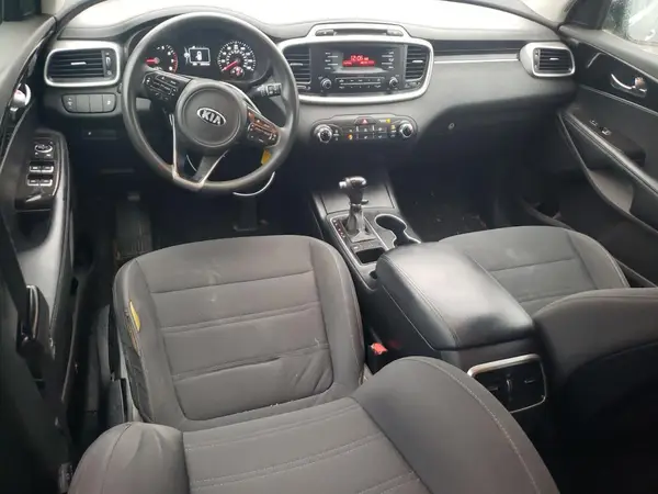 5XYPG4A33HG299564 2017 KIA SORENTO - Image 8